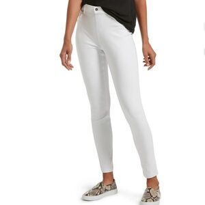 NWT HUE Womens High Waist Capri Denim Leggings